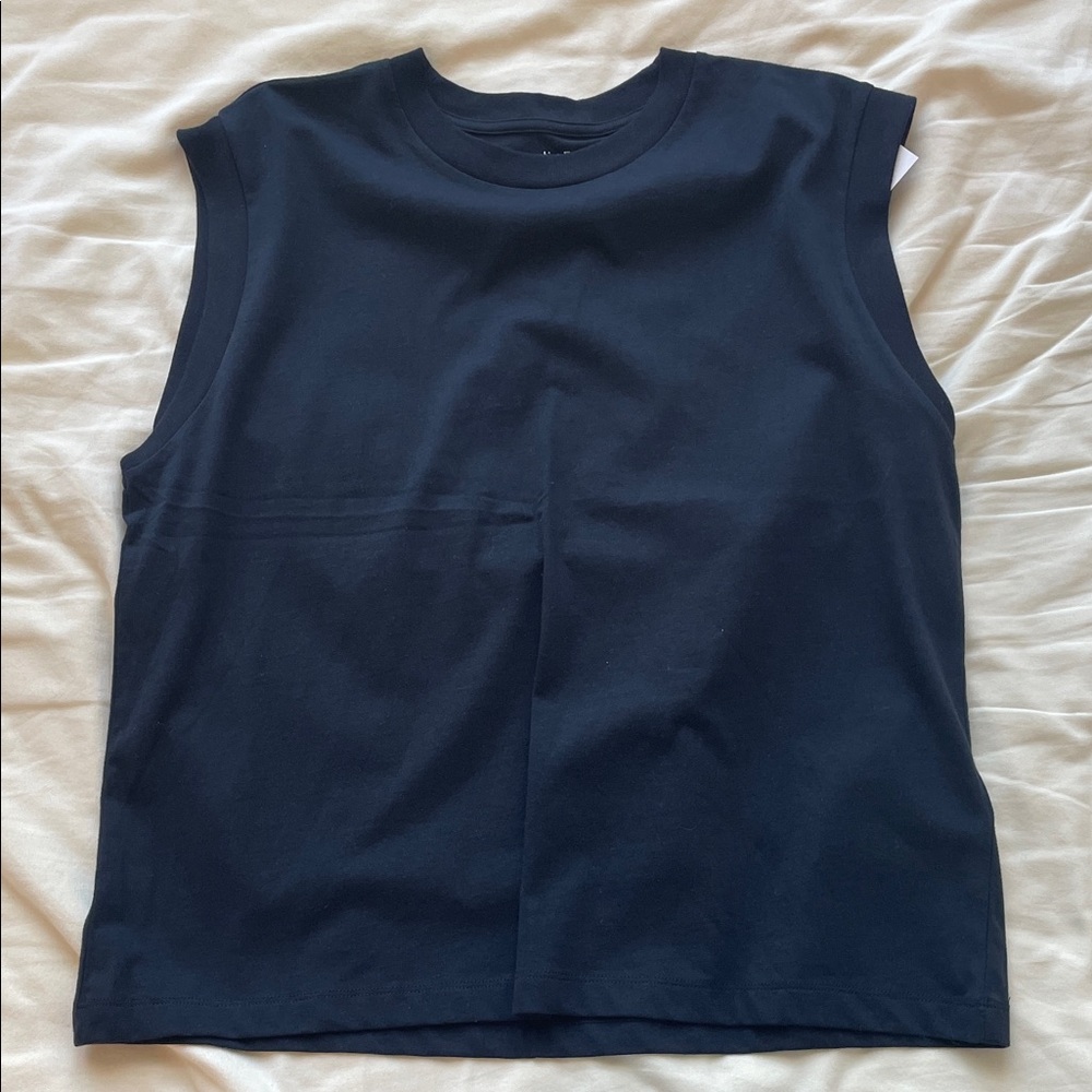 Abercrombie & Fitch Black V-Neck Tee